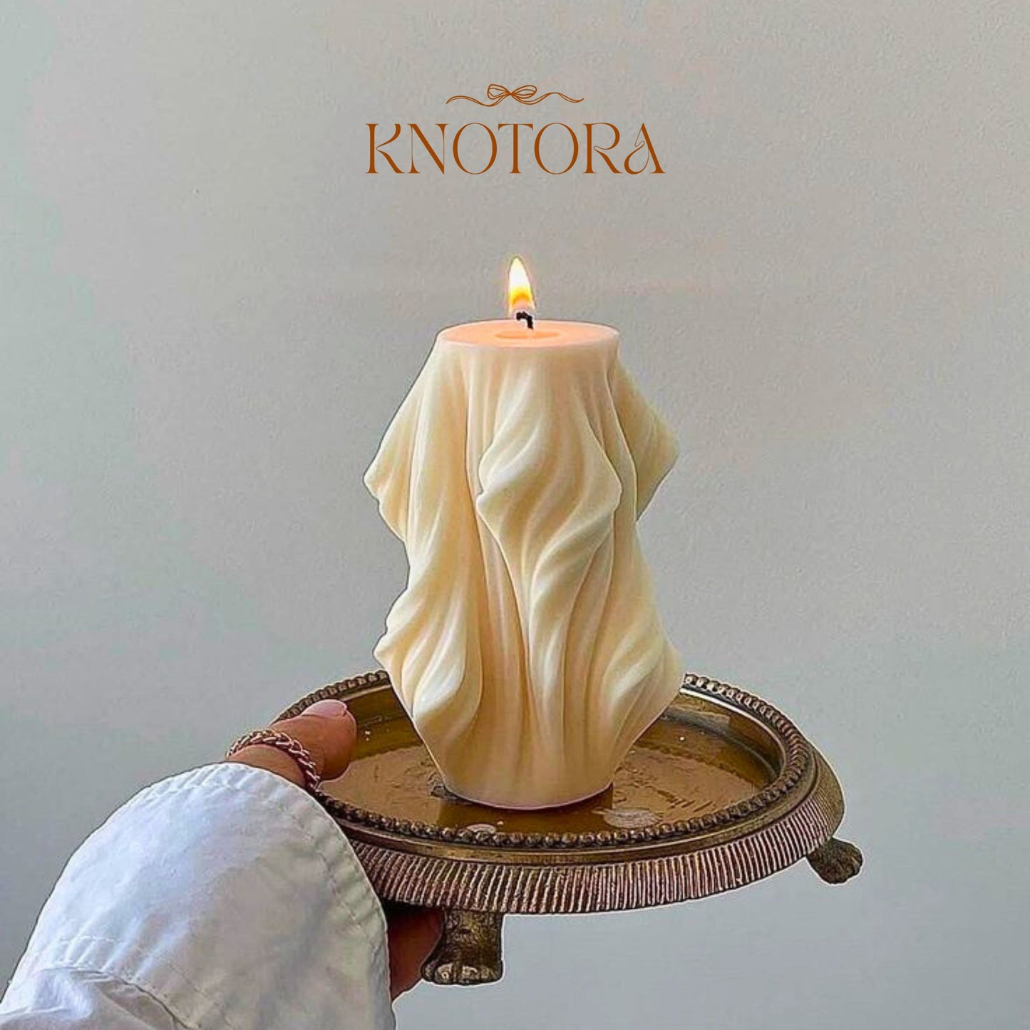Wavy Pillar Candle – Modern Elegance in Every Curve
