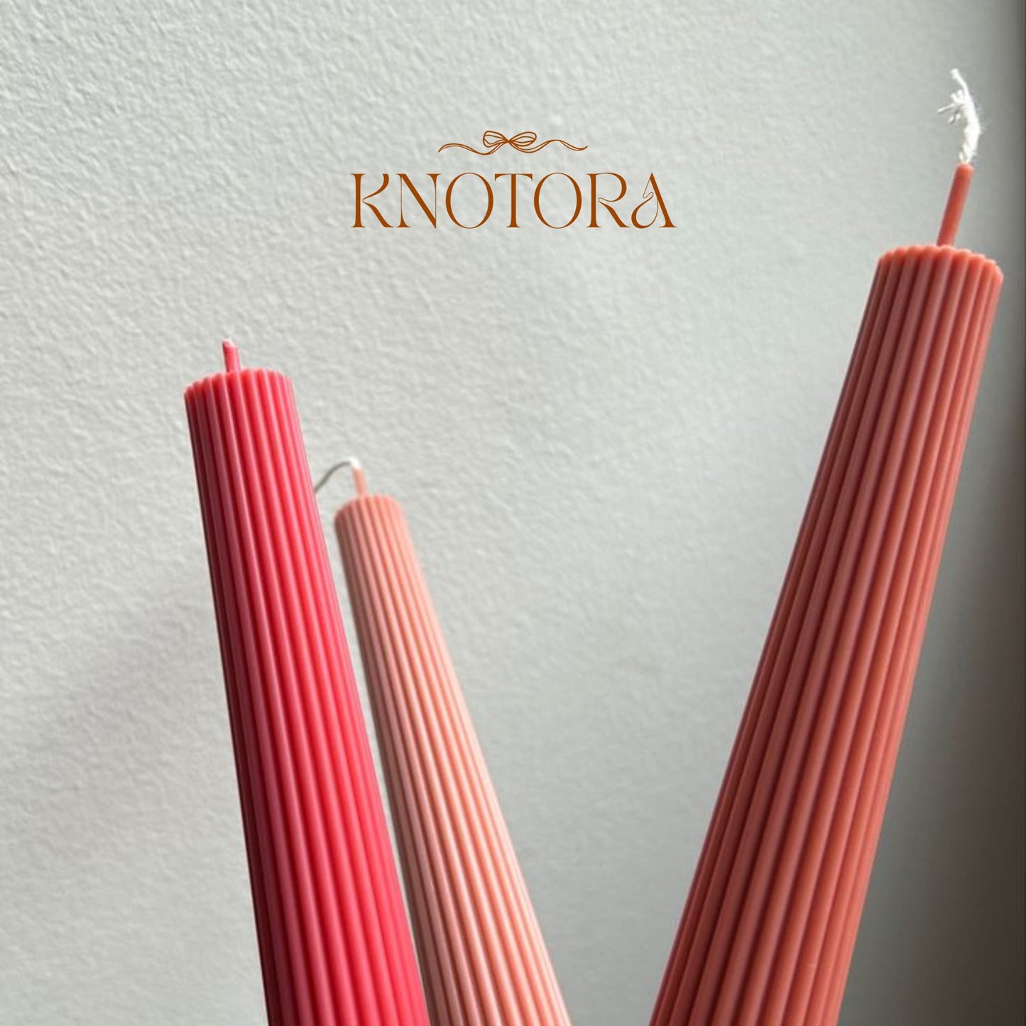 Column Ribbed Candle